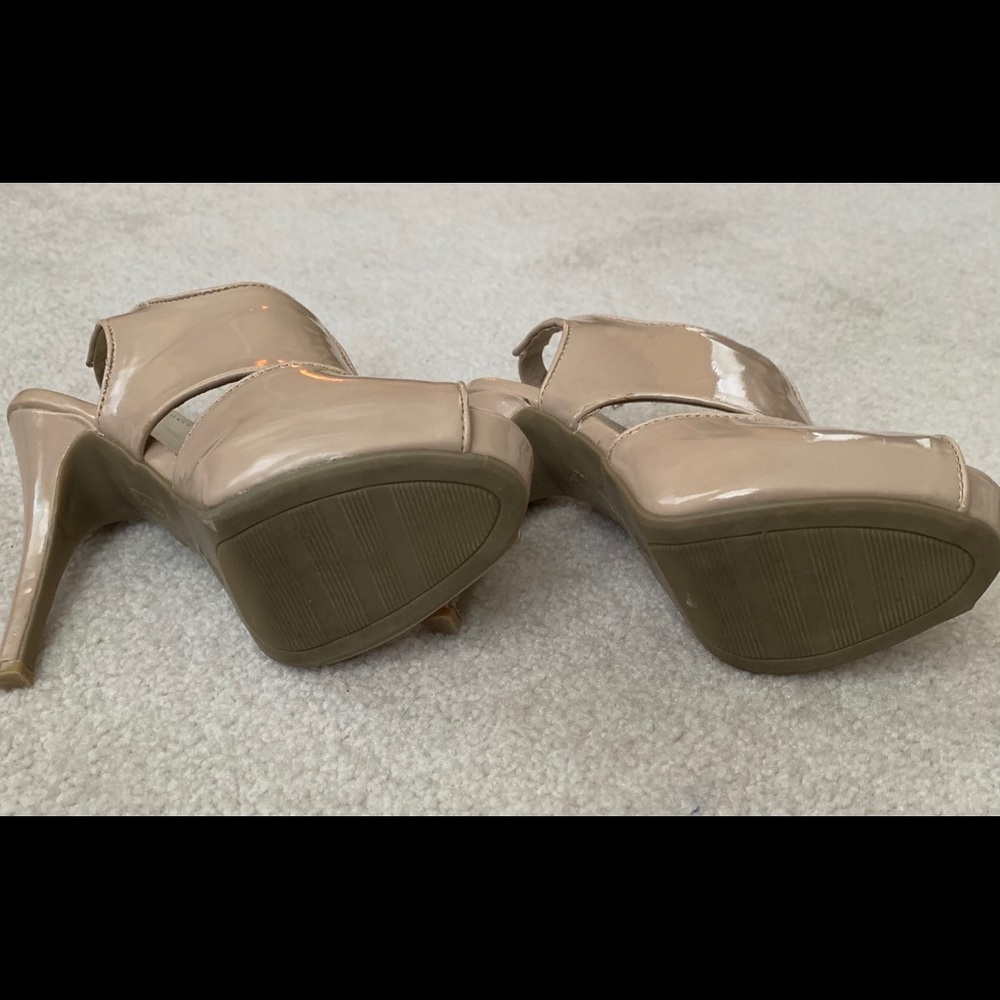 Beige Heels - Picture 4 of 4